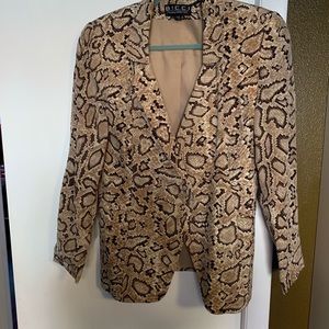 Lightweight animal print blazer